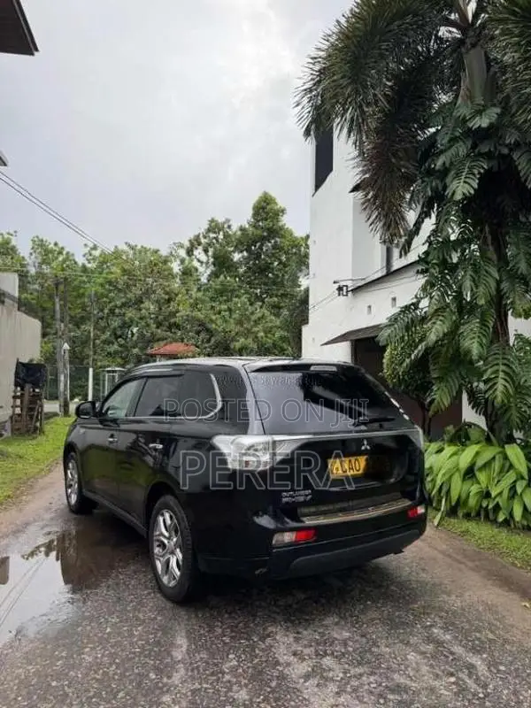 Mitsubishi Outlander 2014 SUV (Used)