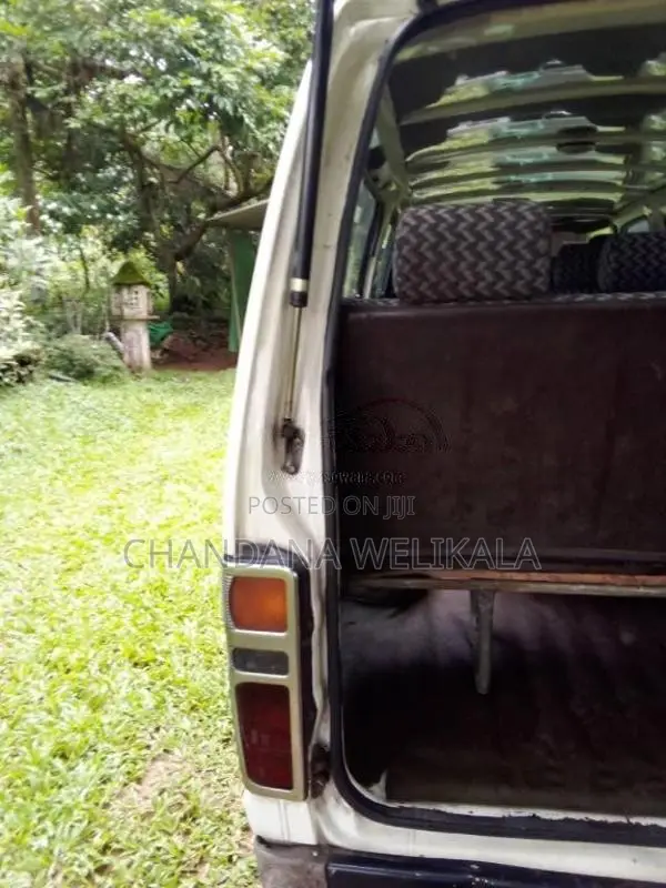 Toyota Hiace Shell LH61V 1989 Van (Used)