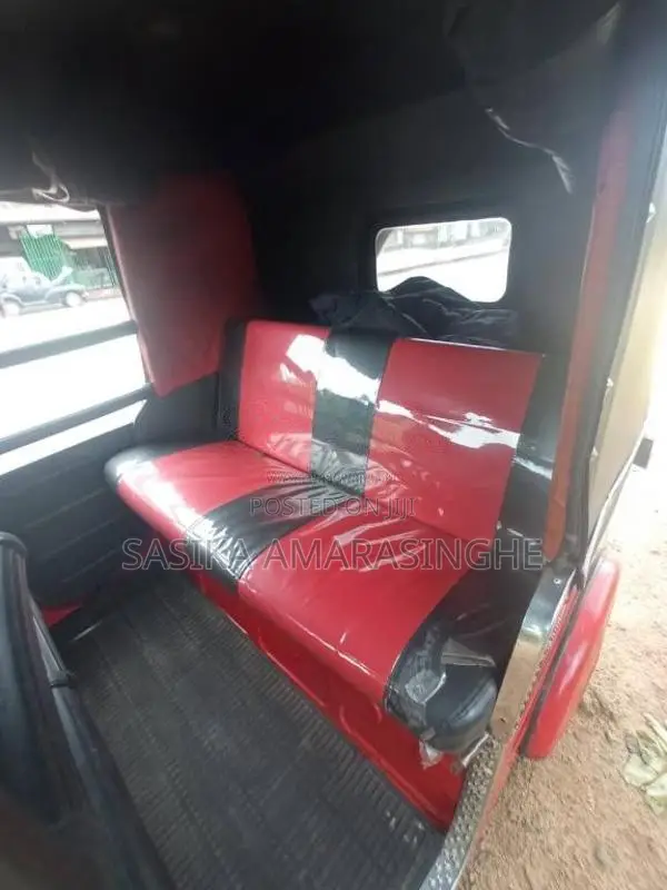 Bajaj 4 Stroke 2019 Three Wheel (Used)