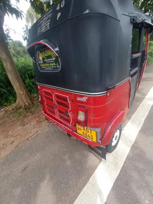 Bajaj 4 Stroke 2019 Three Wheel (Used)