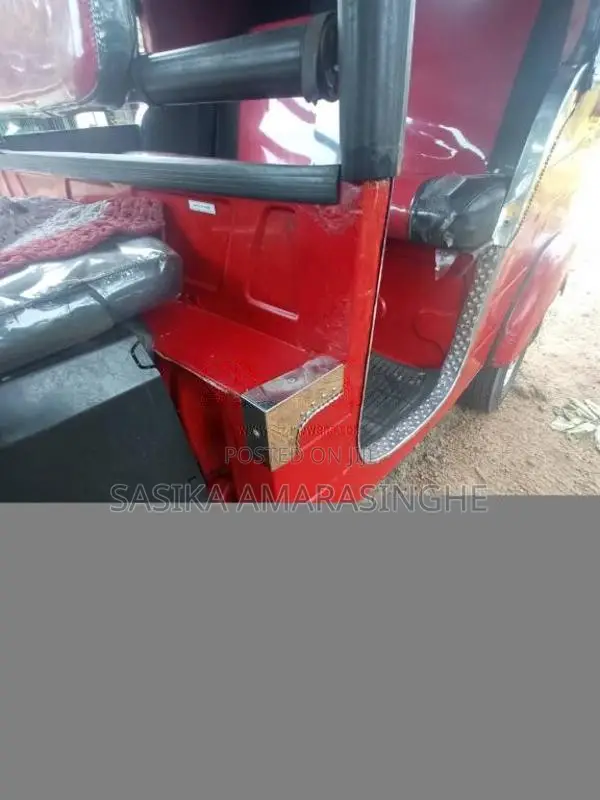 Bajaj 4 Stroke 2019 Three Wheel (Used)