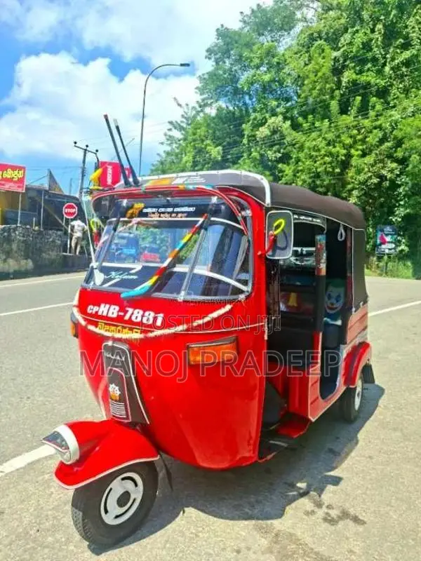 Bajaj RE 2004 Three Wheel (Used)