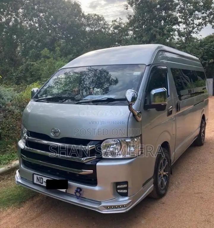 Toyota Kdh 2006 Van (Used)