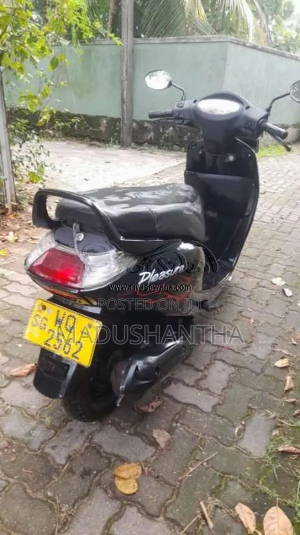 Hero Pleasure 2011 Motorbike (Used)