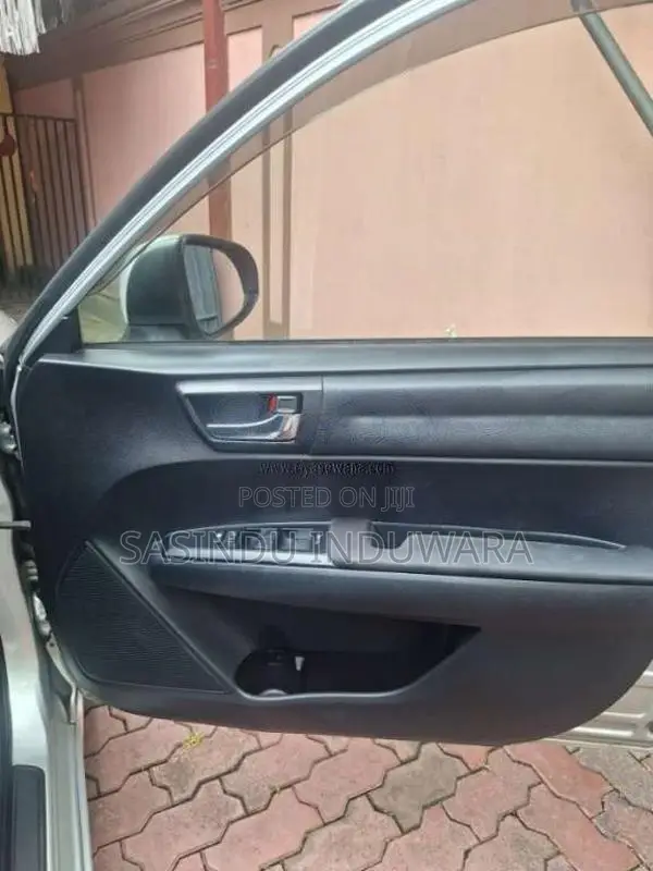 Toyota Axio Fielder 2013 Car (Used)