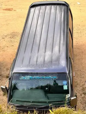 Toyota Dolphin 1992 Van (Used)