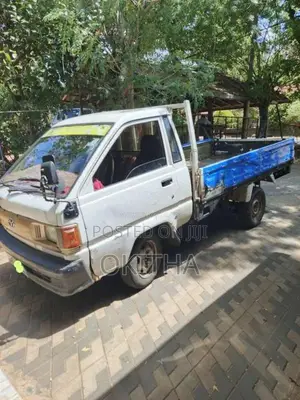 Toyota Townace 1977 Lorry (Used)