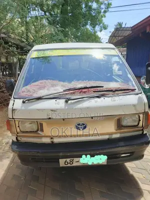Toyota Townace 1977 Lorry (Used)