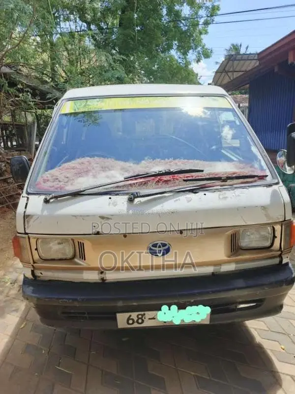Toyota Townace 1977 Lorry (Used)