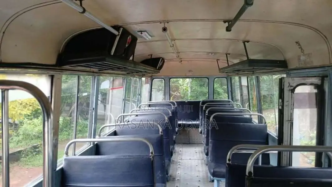 Toyota Dyna 1992 Bus (Used)