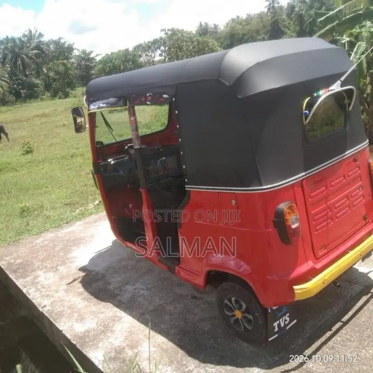 TVS King 2015 Three Wheel (Used)