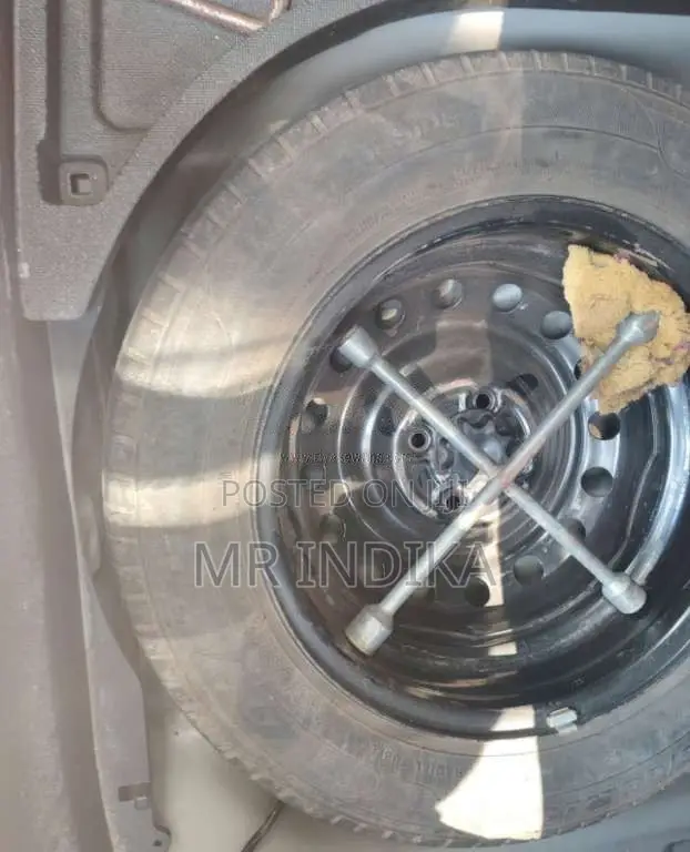 Toyota Yaris 2007 Car (Used)