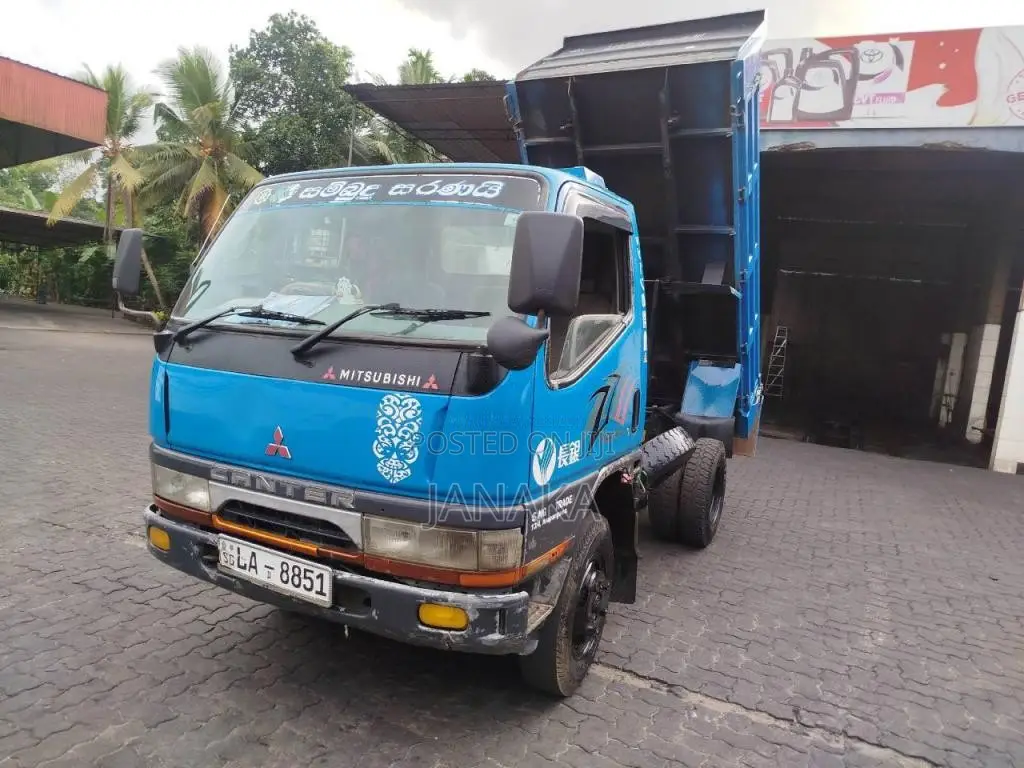 Mitsubishi Tipper 1996 Lorry (Used)