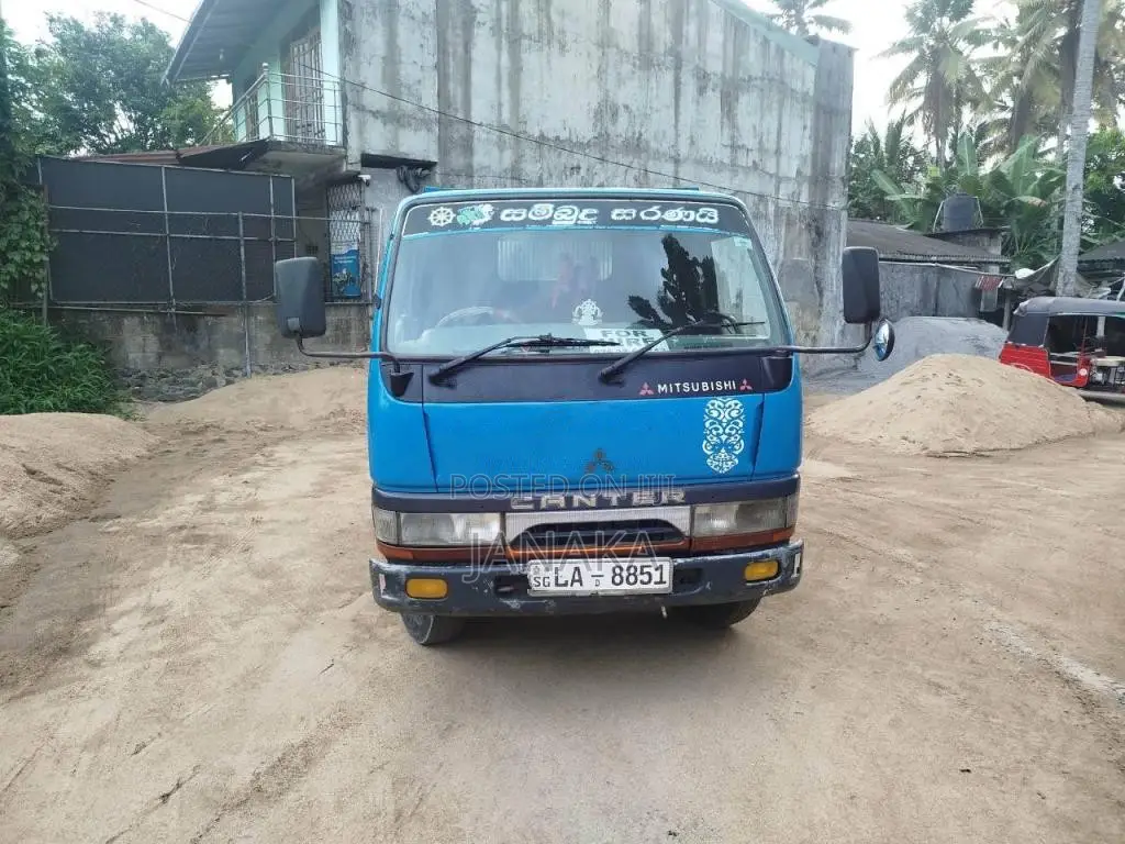 Mitsubishi Tipper 1996 Lorry (Used)