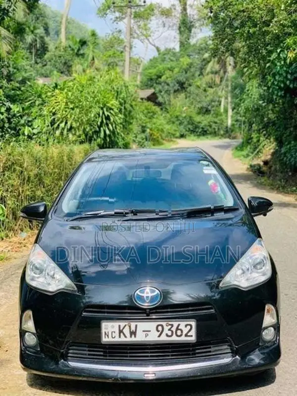 Toyota Aqua G Limited 2012