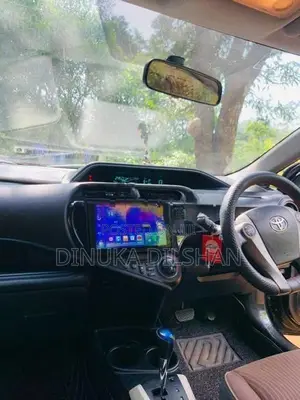 Toyota Aqua G Limited 2012