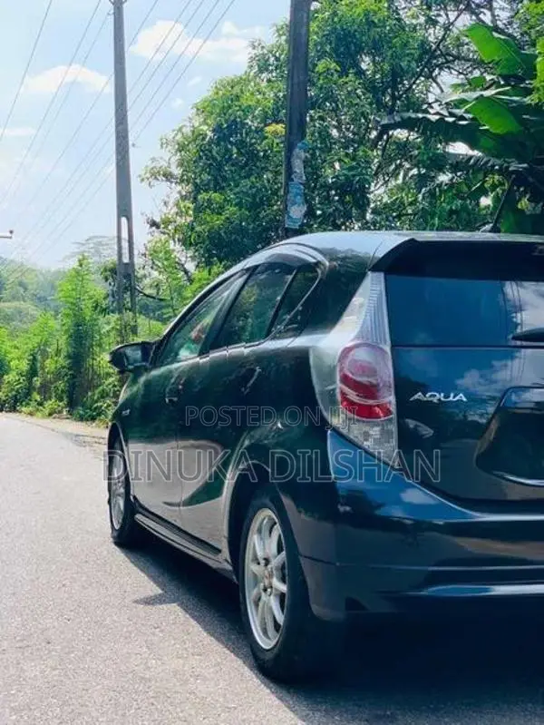 Toyota Aqua G Limited 2012