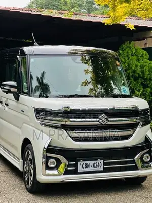 Suzuki Spacia Custom XS 2024