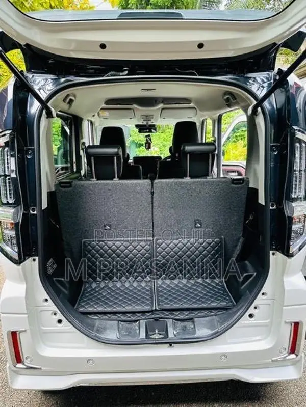 Suzuki Spacia Custom XS 2024