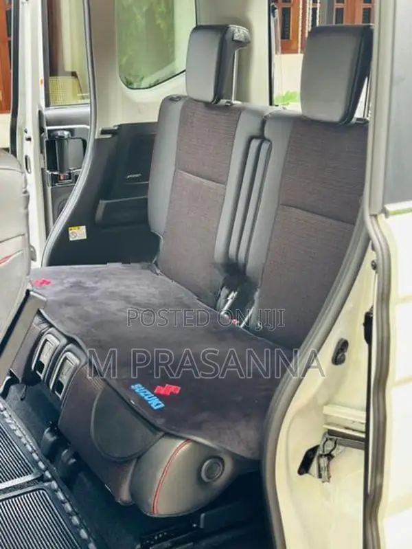 Suzuki Spacia Custom XS 2024