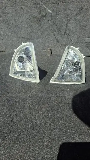 Toyota Aqua Signal Light Set