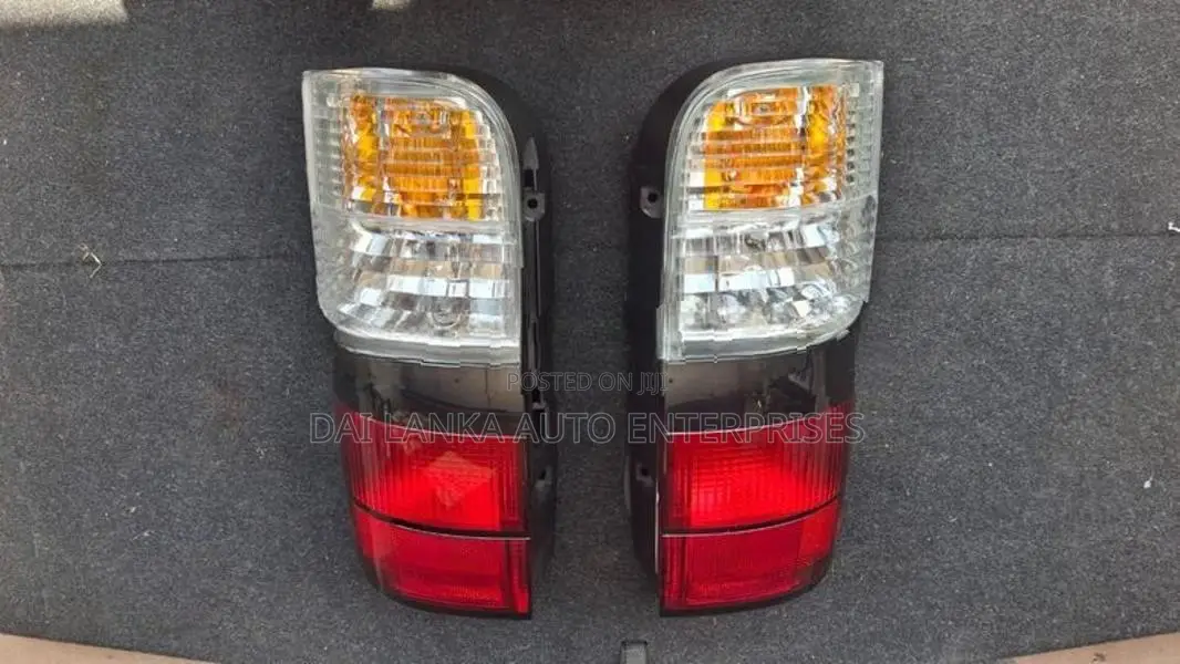 Toyota Hiace LH113 Super GL Tail Light Set