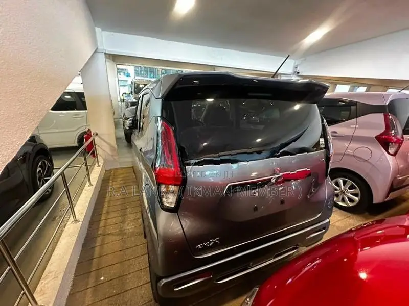 Mitsubishi EKx G PREMIUM 2025