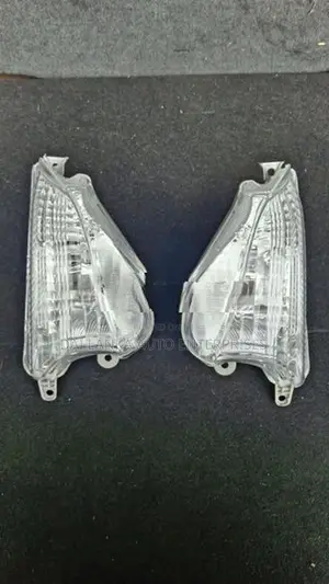 Toyota Aqua 2015 Signal Light Set