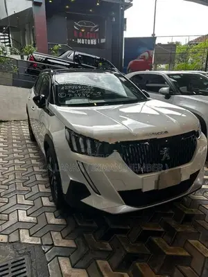 Peugeot 2008 GT BLUE HDI 2023