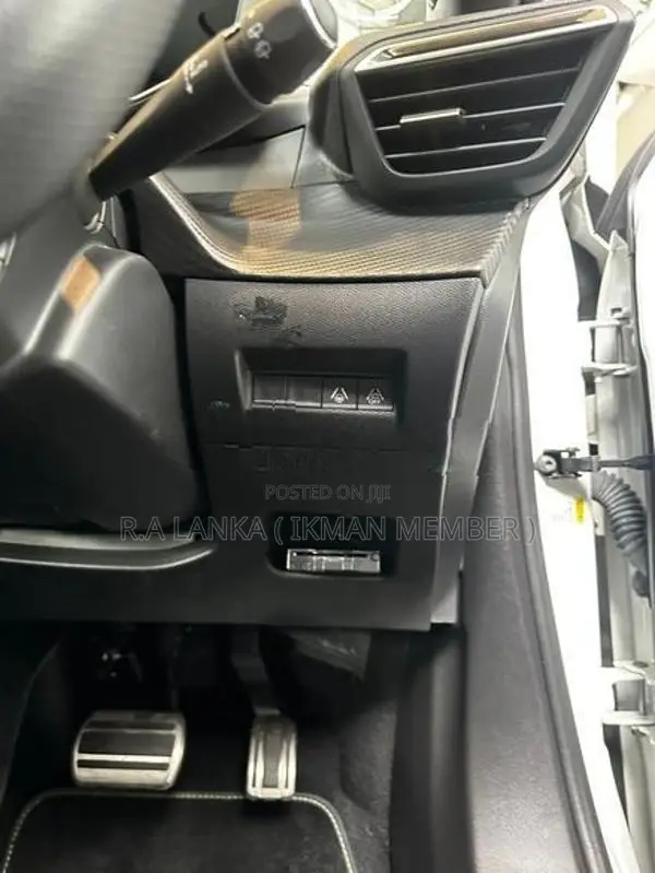 Peugeot 2008 GT BLUE HDI 2023