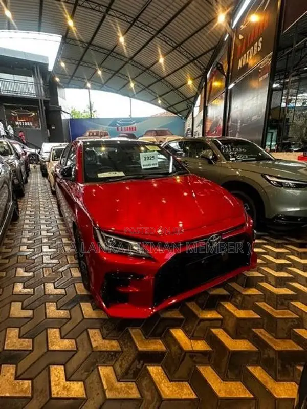 Toyota Yaris Ativ GR SPORT HYBRID 2025