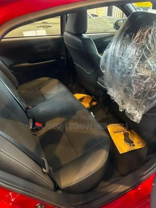 Toyota Yaris Ativ GR SPORT HYBRID 2025