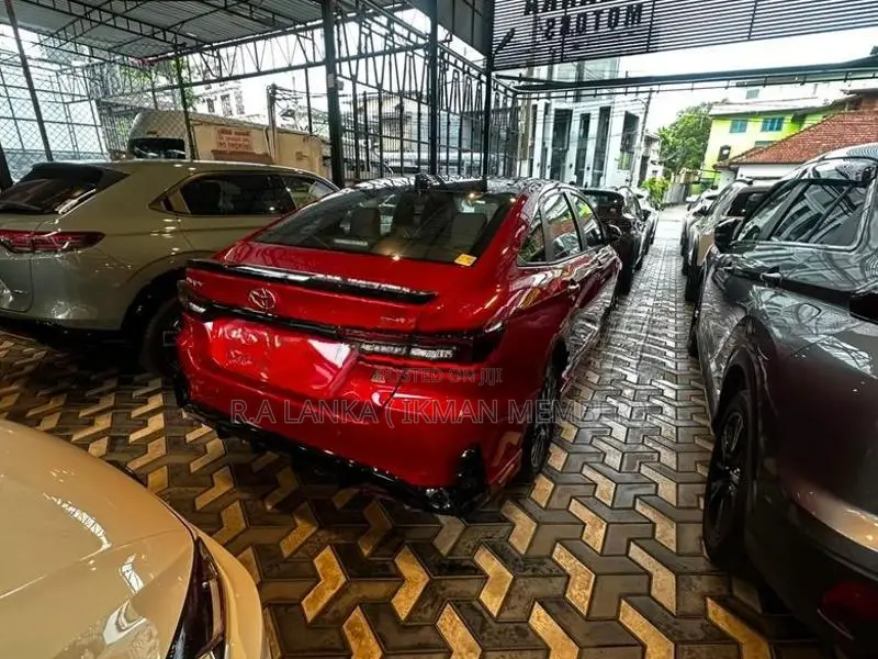 Toyota Yaris Ativ GR SPORT HYBRID 2025
