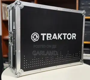 TRAKTOR Flight Case-Japan