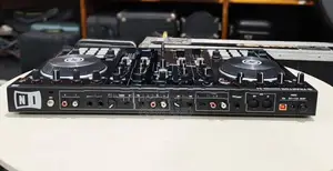 TRAKTOR S4 MK2 DJ Controller-Japan
