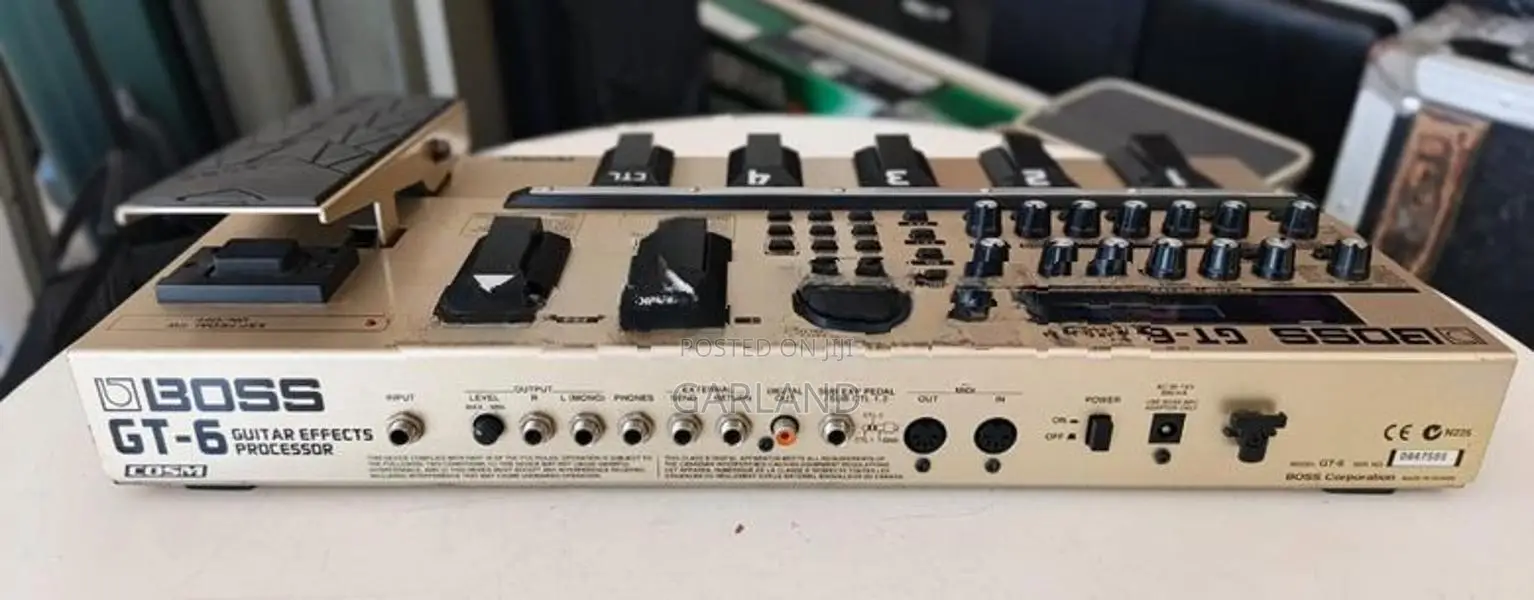 BOSS GT-6 Guitar Effects Processor-Japan