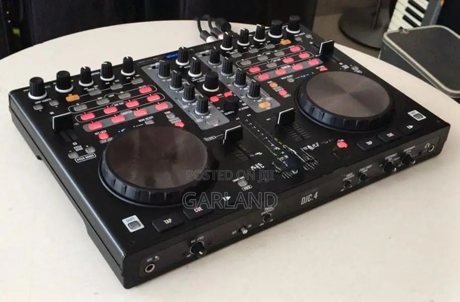 Stanton DJC.4 DJ Controller-Japan