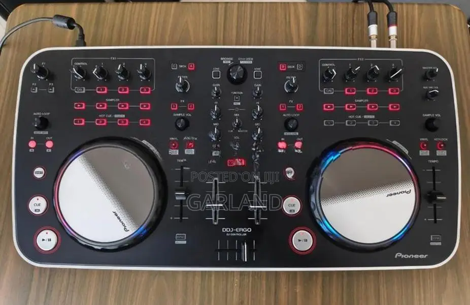 PIONEER DDJ-ERGO DJ Controller-Japan