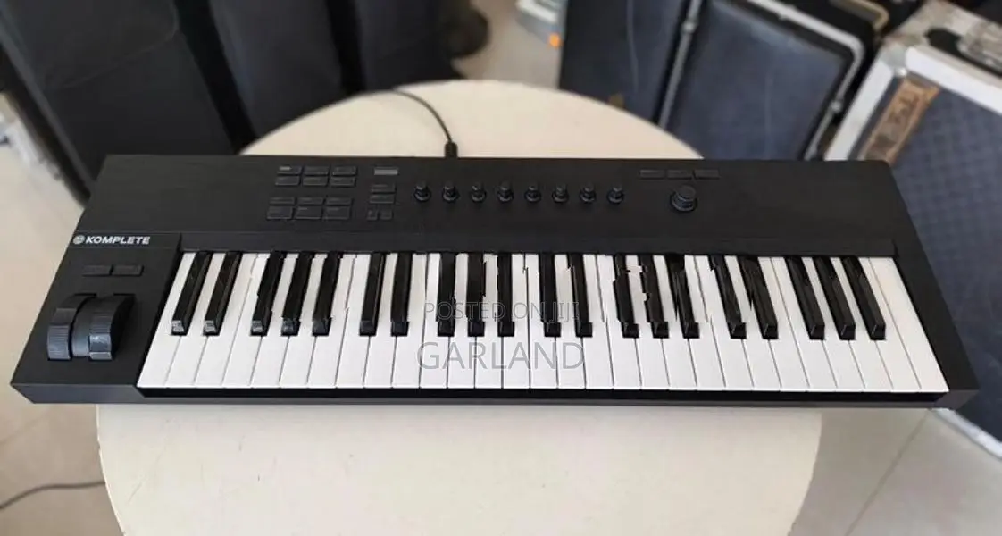 KOMPLETE KONTROL A49 Midi Keyboard-Japan