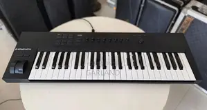 KOMPLETE KONTROL A49 Midi Keyboard-Japan