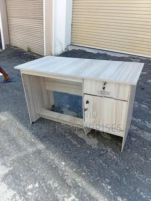 4×2 Melamine Office Tables