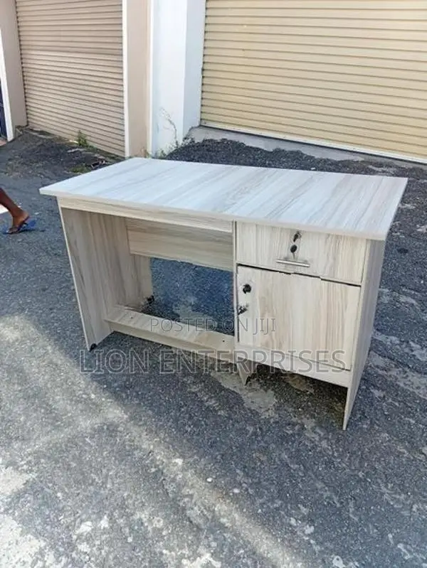 4×2 Melamine Office Tables