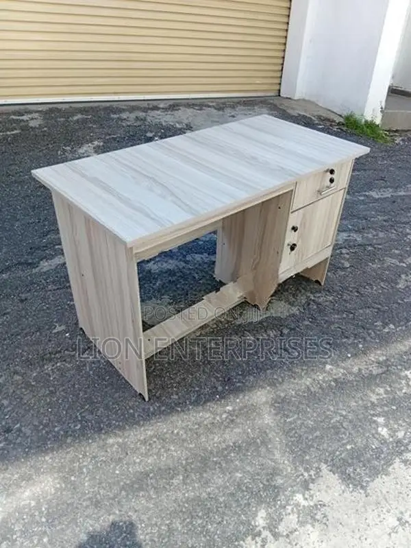 4×2 Melamine Office Tables