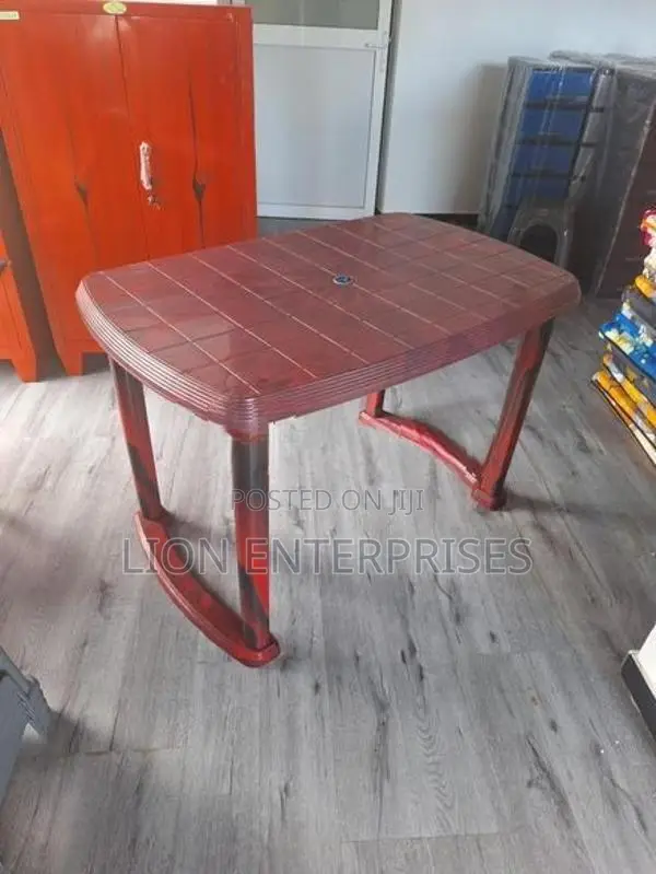 Nippon Plastic Dining Tables