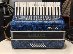TOMBO Accordion-Japan