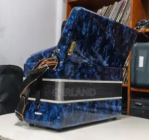 TOMBO Accordion-Japan