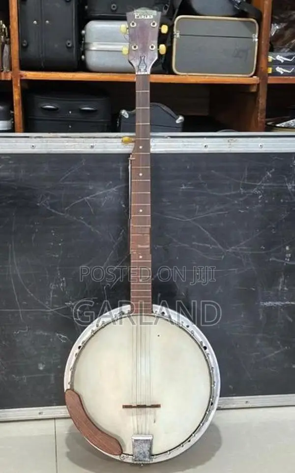 PIRLES Banjo-Guitar