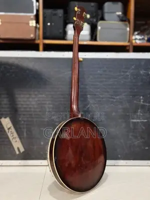 PIRLES Banjo-Guitar
