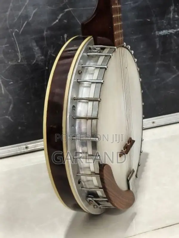 PIRLES Banjo-Guitar
