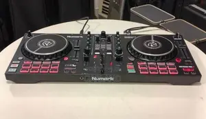 Numark Mixtrack Pro Fx DJ Controller-Japan